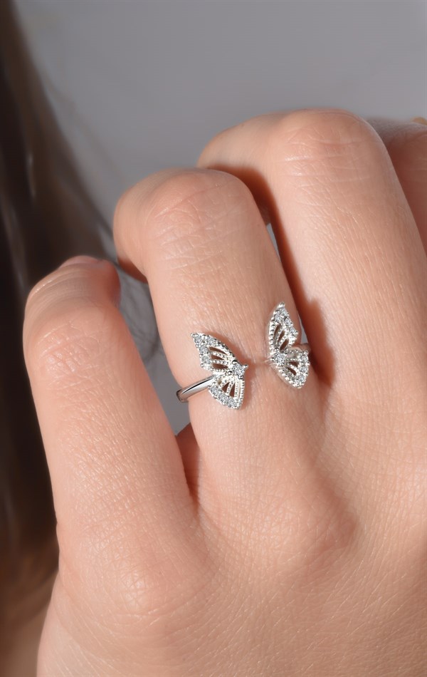 Gümüş Zirkon Taşlı Ayarlanabilir Kelebek Model Yüzük